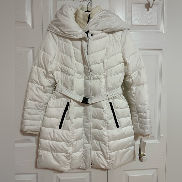 NWT White Kenzie belted puffer jacket - Picture 1 of 2